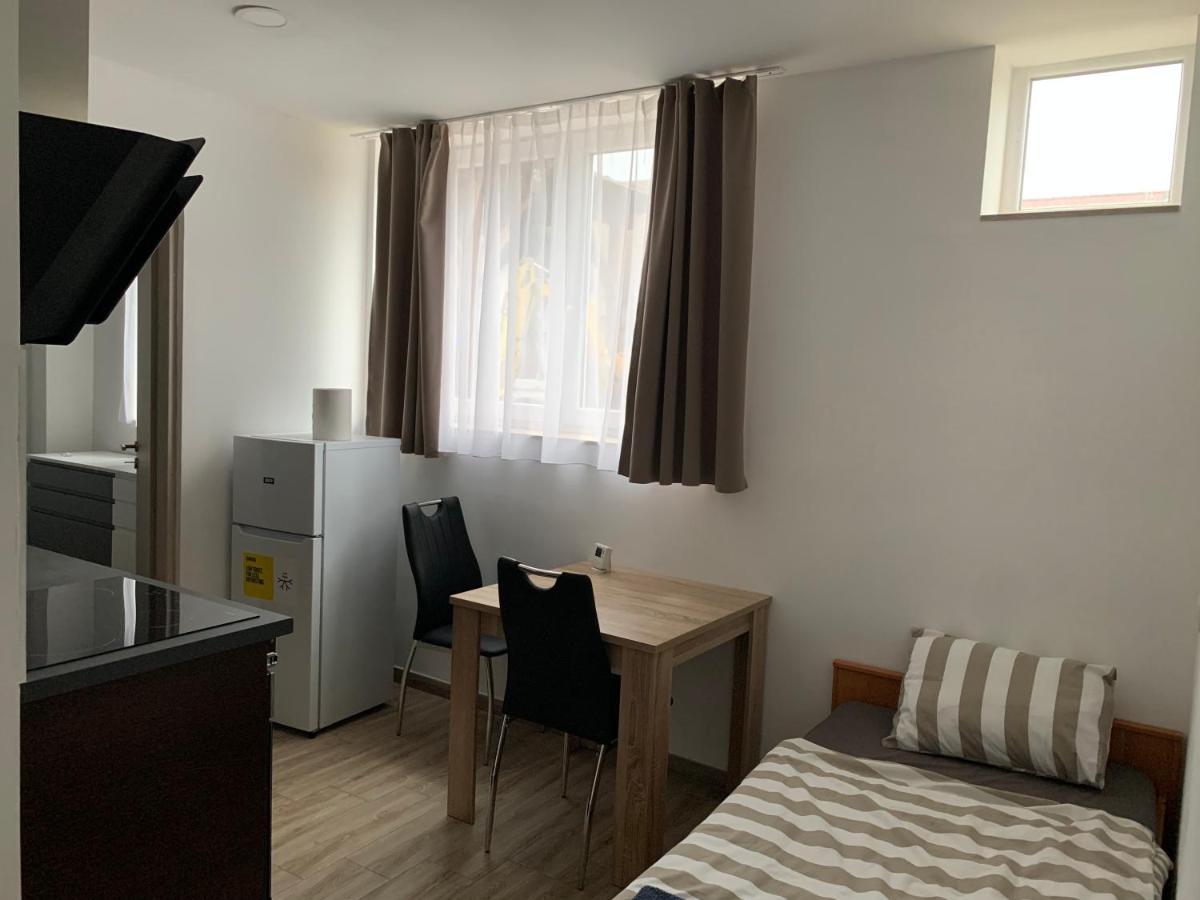 Beregi Apartman ทิสเซาอีแวรอช ภายนอก รูปภาพ
